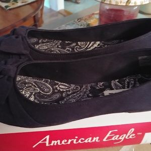American Eagle Navy flats NWT
